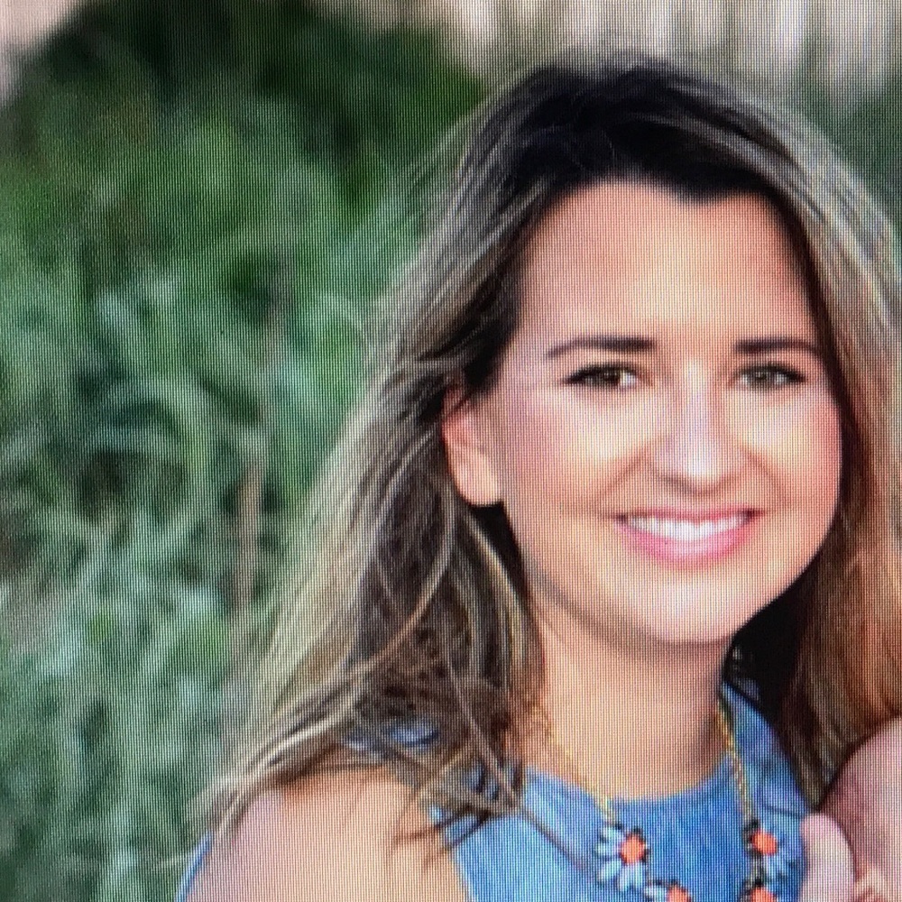 Meet your Posher, Courtney